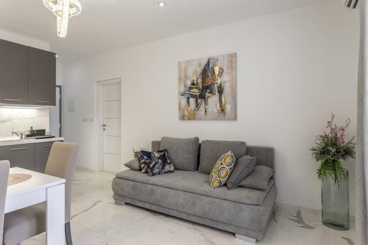 Royal Gold Apartment Vodice Bagian luar foto